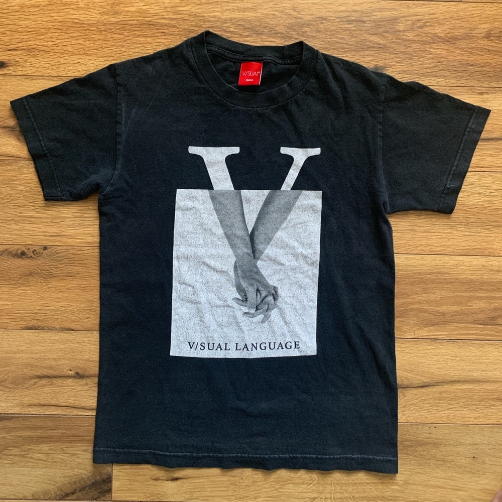 🏁 Visual Tshirt

#tshirts
#visual
#black
#shirts
#graphictees